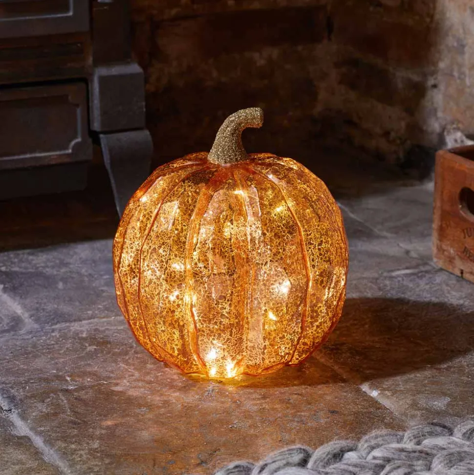 Die wohl schönste Herbst-Deko-Idee: ein Leuchtkürbis aus Glas