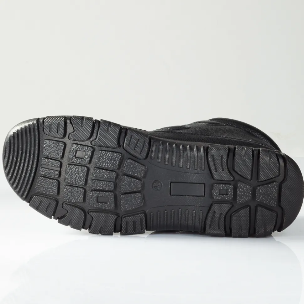 Dieser Schuh liebt Schnee, Nässe und Kälte