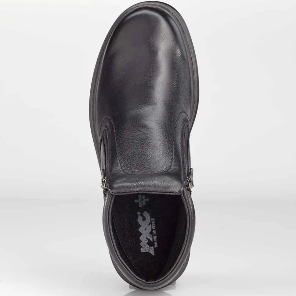 Ein eleganter Lederstiefel für Wind und Wetter