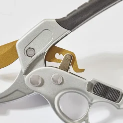 Kraftsparend und einfach zum Gartenschnitt!