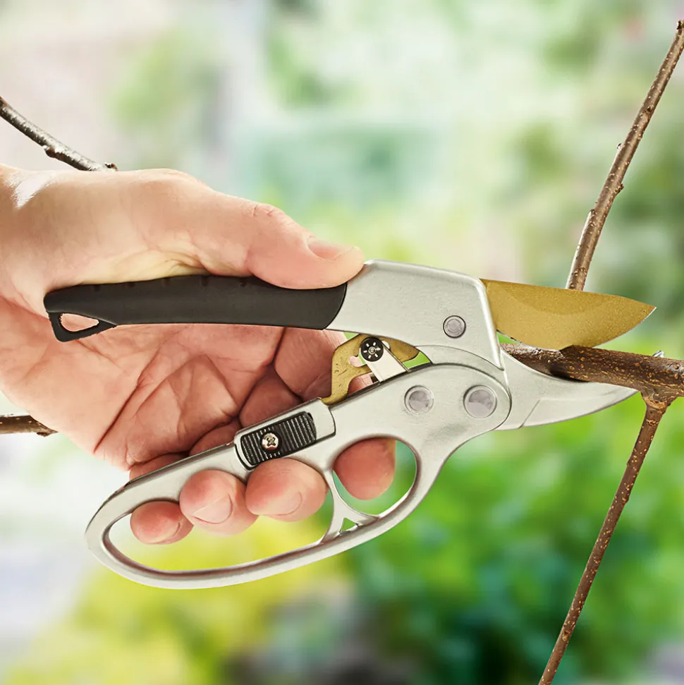 Kraftsparend und einfach zum Gartenschnitt!