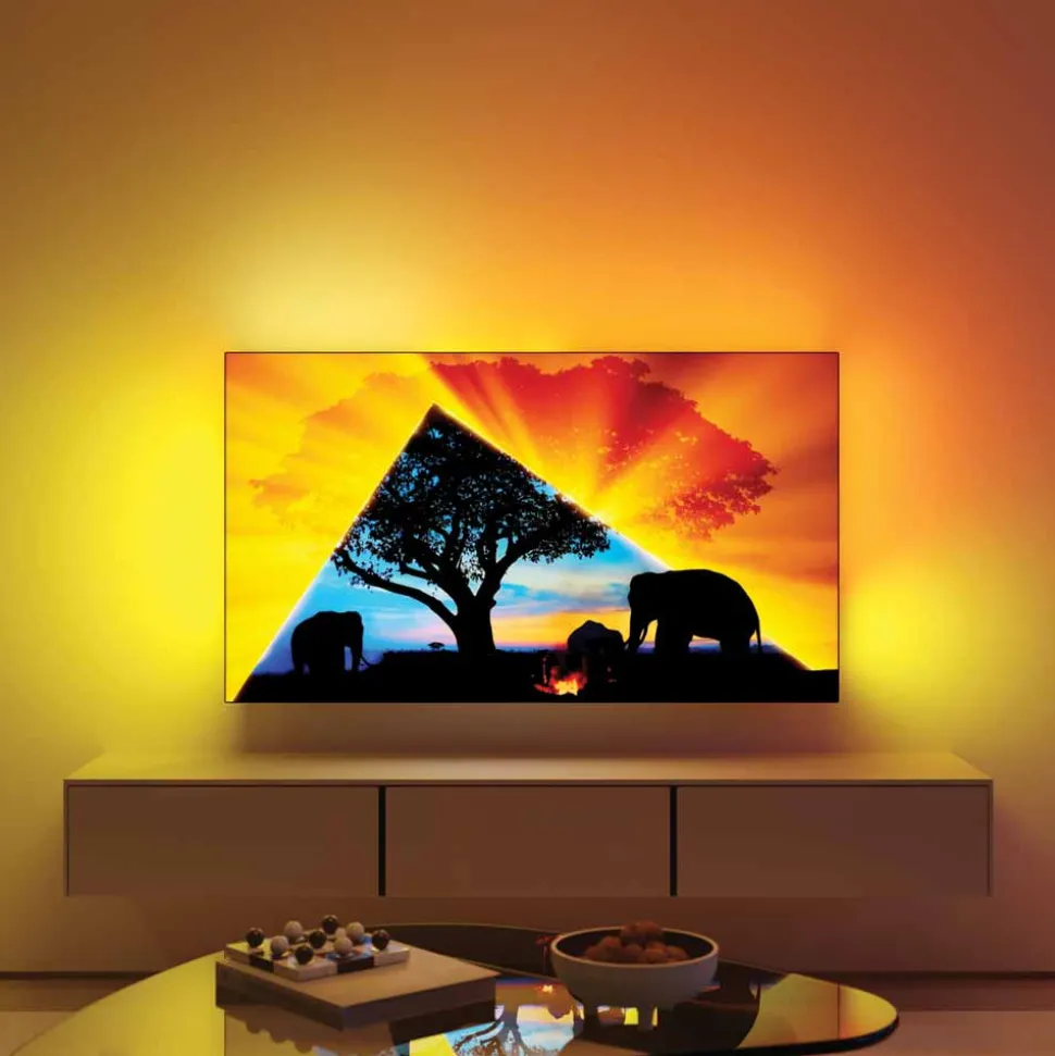 „Lebendiges“ Fernsehen – dank Wand-Illuminierung