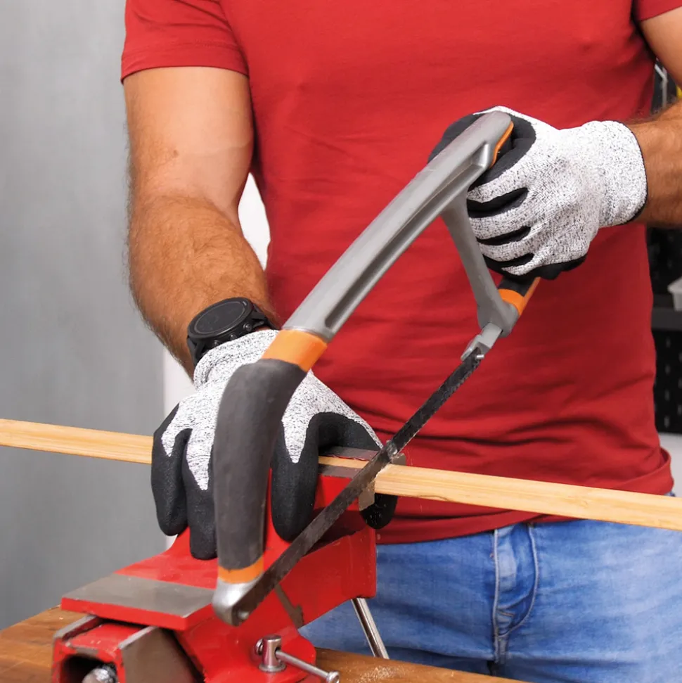 Sicher in Haus und Garten arbeiten – mit geschützten Händen