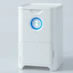 Weltneuheit: Akkus und Batterien werden automatisch geladen und sortiert!